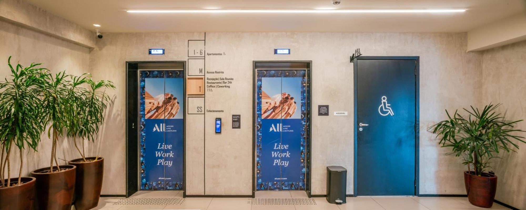 Готель Ibis Sao Luis Екстер'єр фото